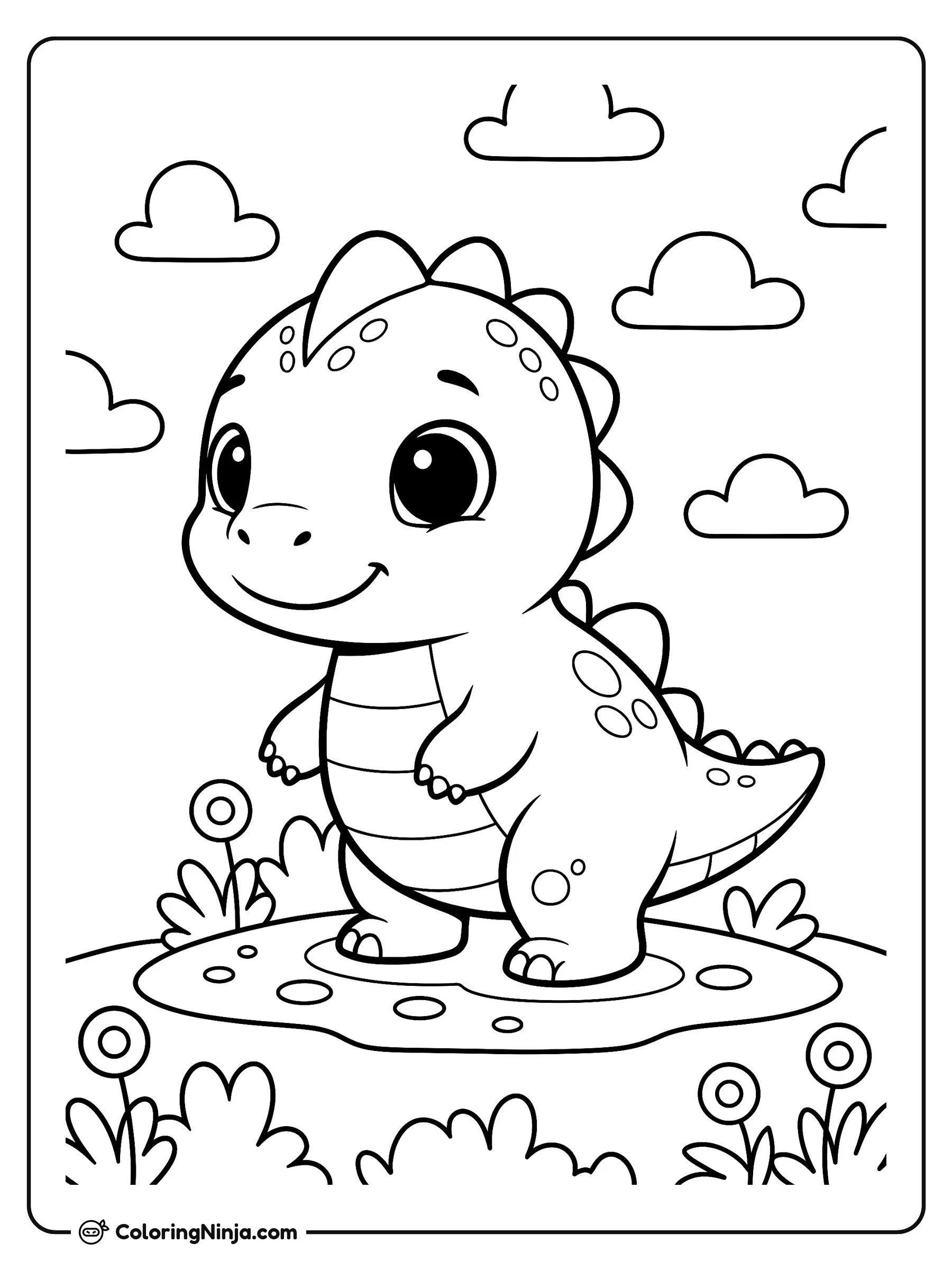 Lindo dinosaurio sonriente al aire libre, dibujo para colorear: Un tierno dinosaurio camina alegremente por un campo lleno de hierba y pequeñas flores. En el cielo flotan varias nubes esponjosas detrás de este simpático personaje.