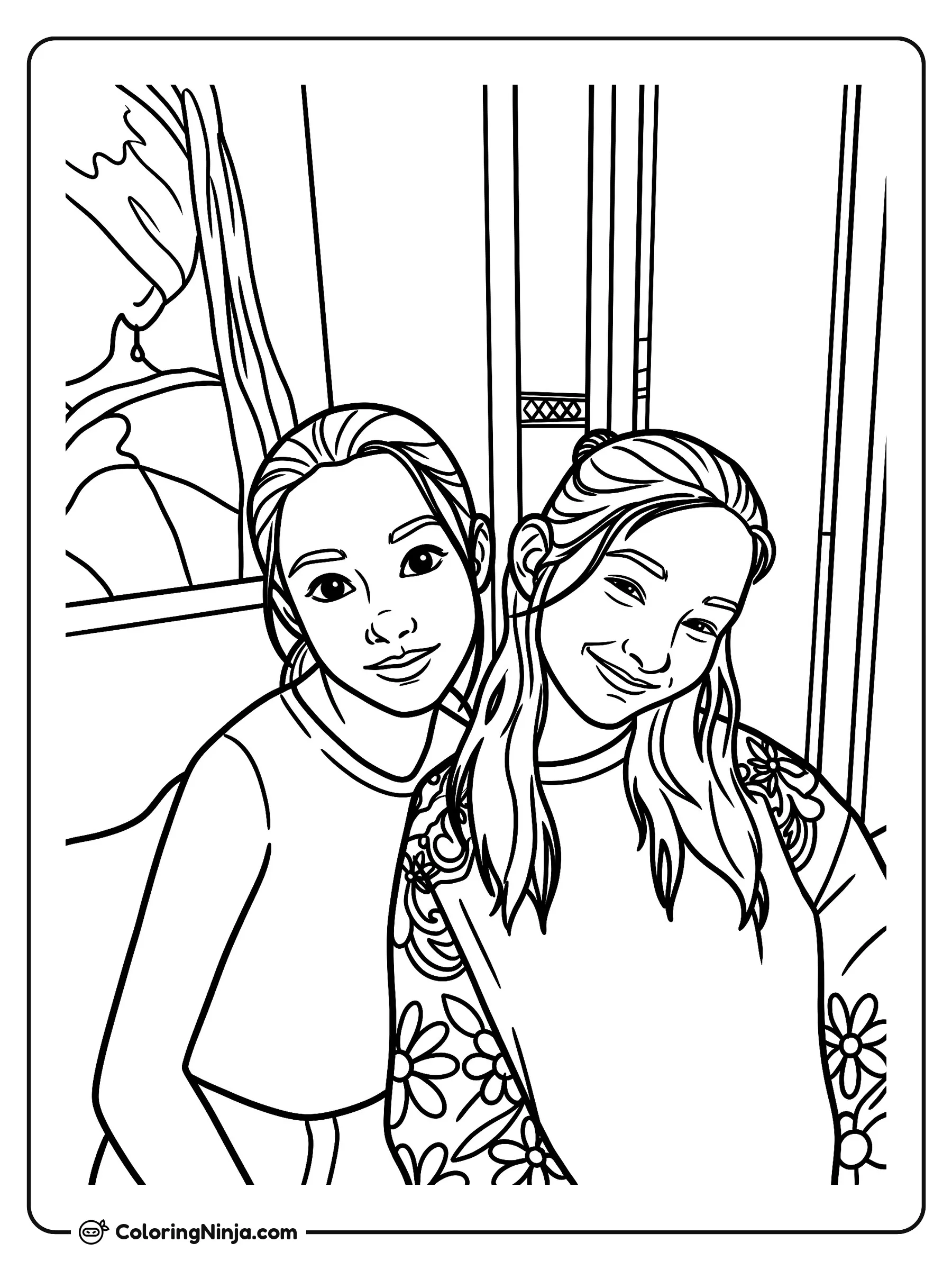 Dos niñas sonrientes posando para una foto, dibujo para colorear: Dos niñas amigas se inclinan juntas para posar sonrientes frente a la cámara en el interior de una habitación.